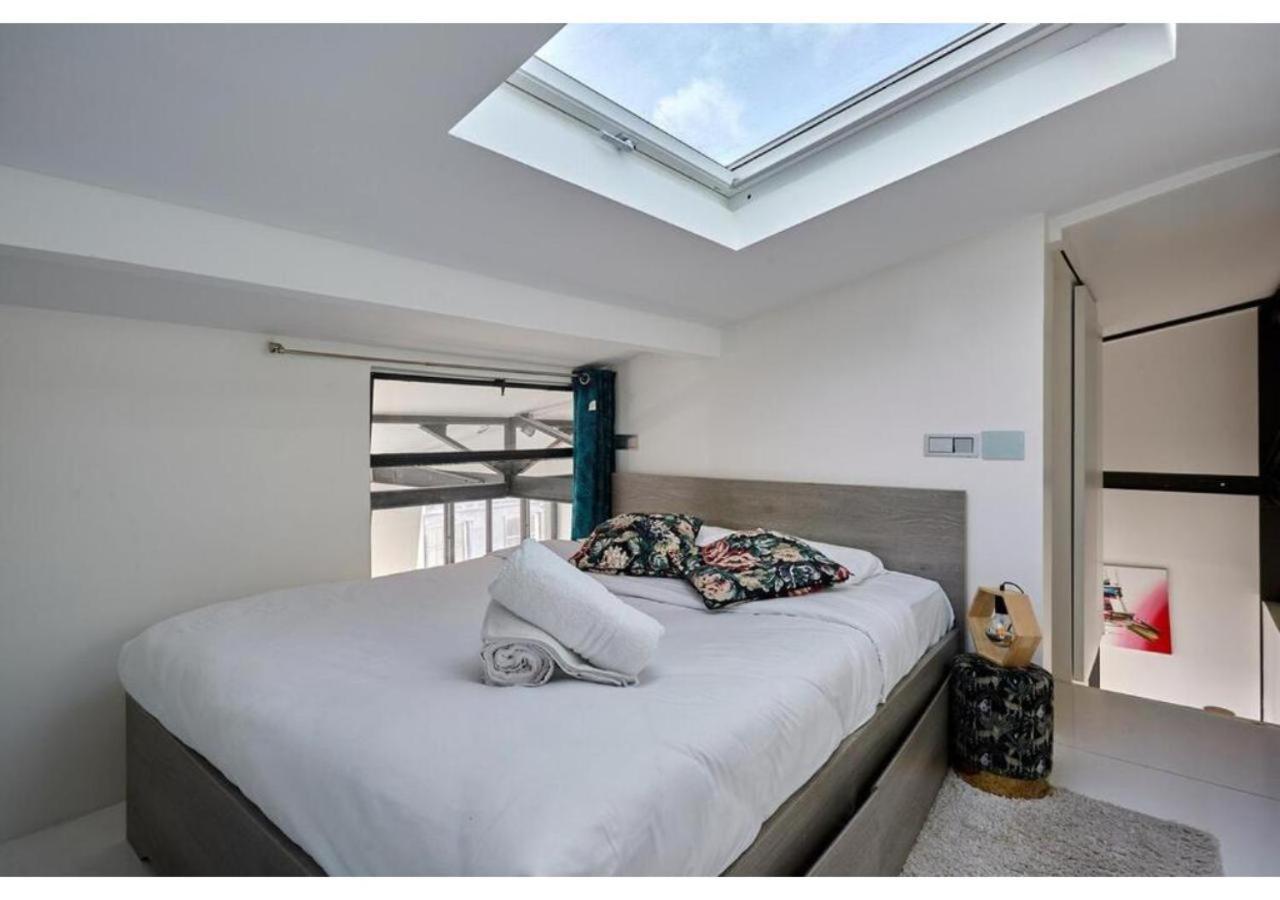 Duplex Center Of By Prestige Parigi